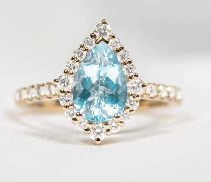 Aquamarine Engagement Rings